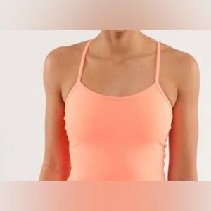 Lululemon Women’s Power Y cropped tank size 4